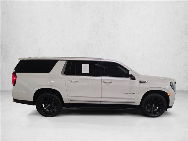 Used 2021 GMC Yukon XL Denali AWD/4WD image 4