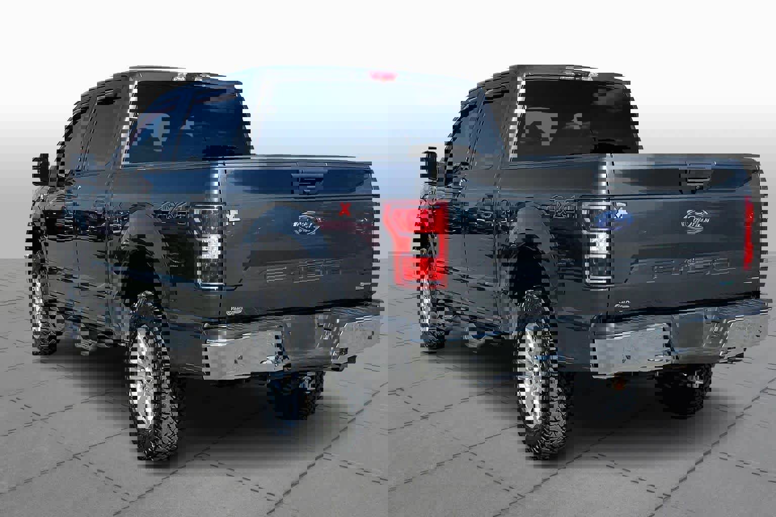 Certified 2019 Ford F150 XLT w/ Trailer Tow Package image 11