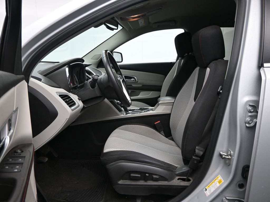 Used 2015 GMC Terrain SLE image 20