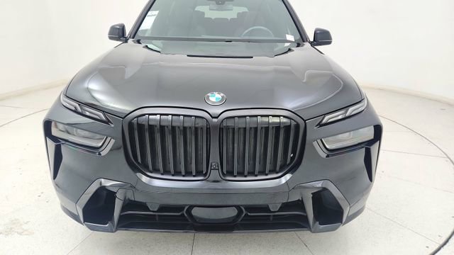 Used 2024 BMW X7 xDrive40i w/ M Sport Package image 9