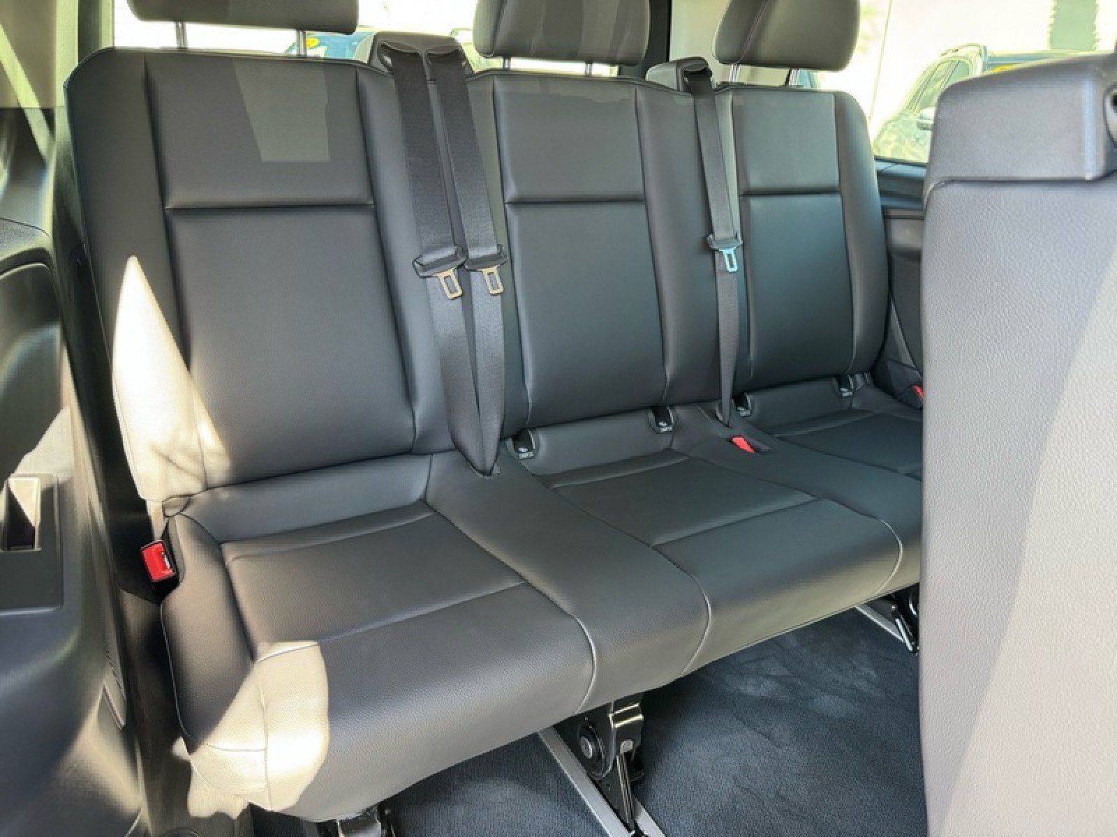 Used 2023 Mercedes-Benz Metris Passenger image 23