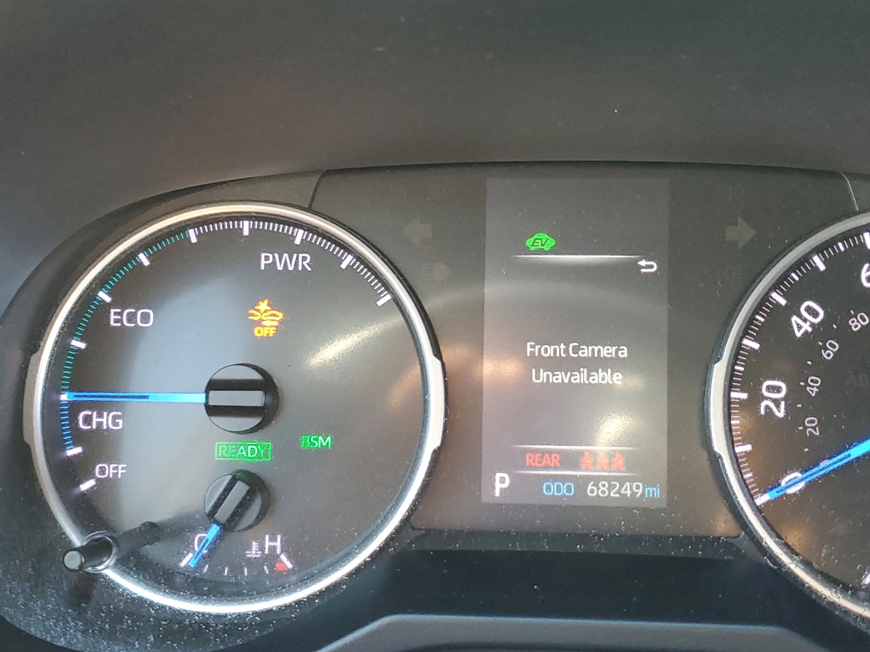 Used 2022 Toyota RAV4 SE image 18