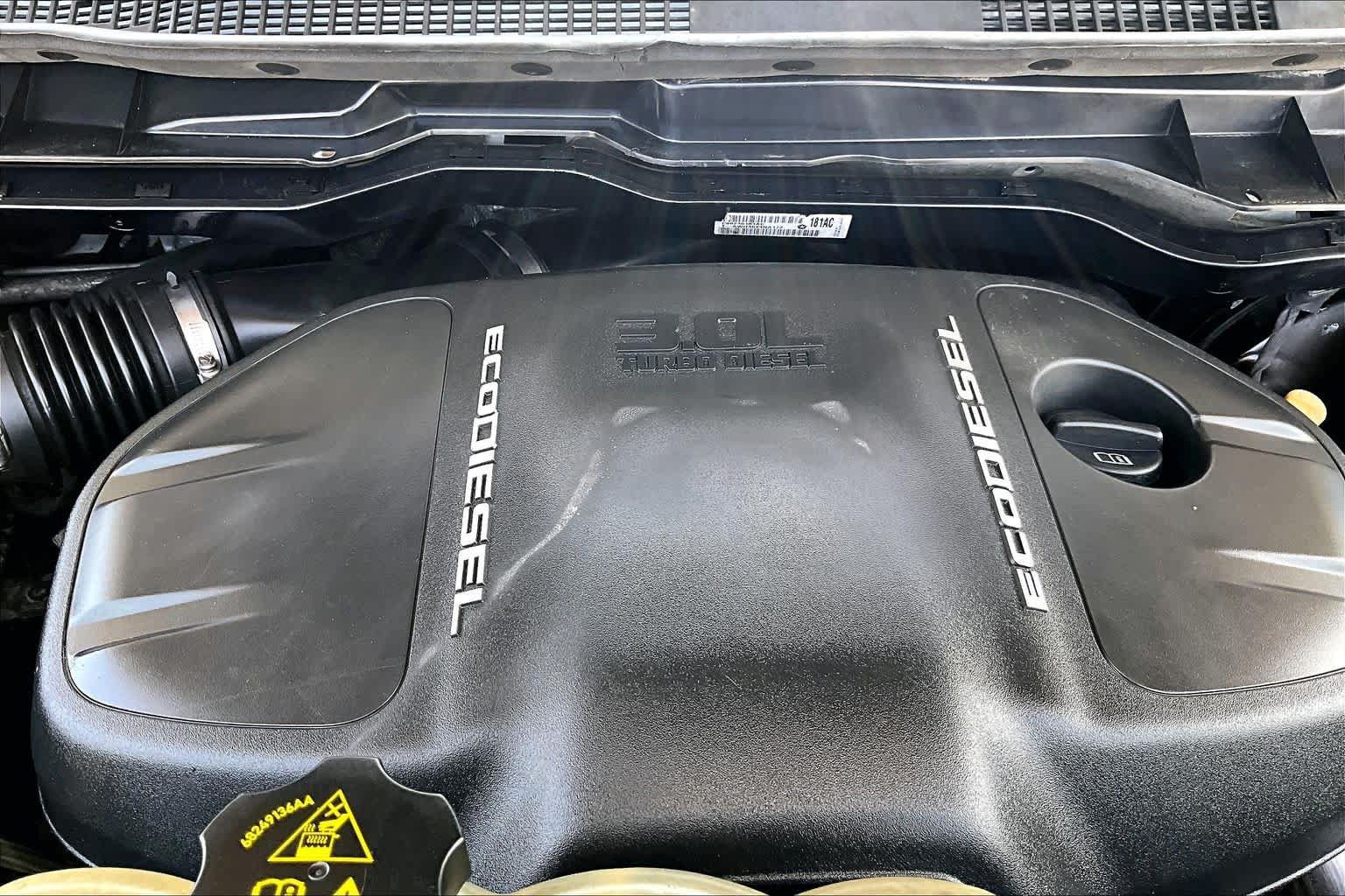 Used 2015 RAM 1500 Laramie Longhorn w/ Convenience Group AWD/4WD image 33
