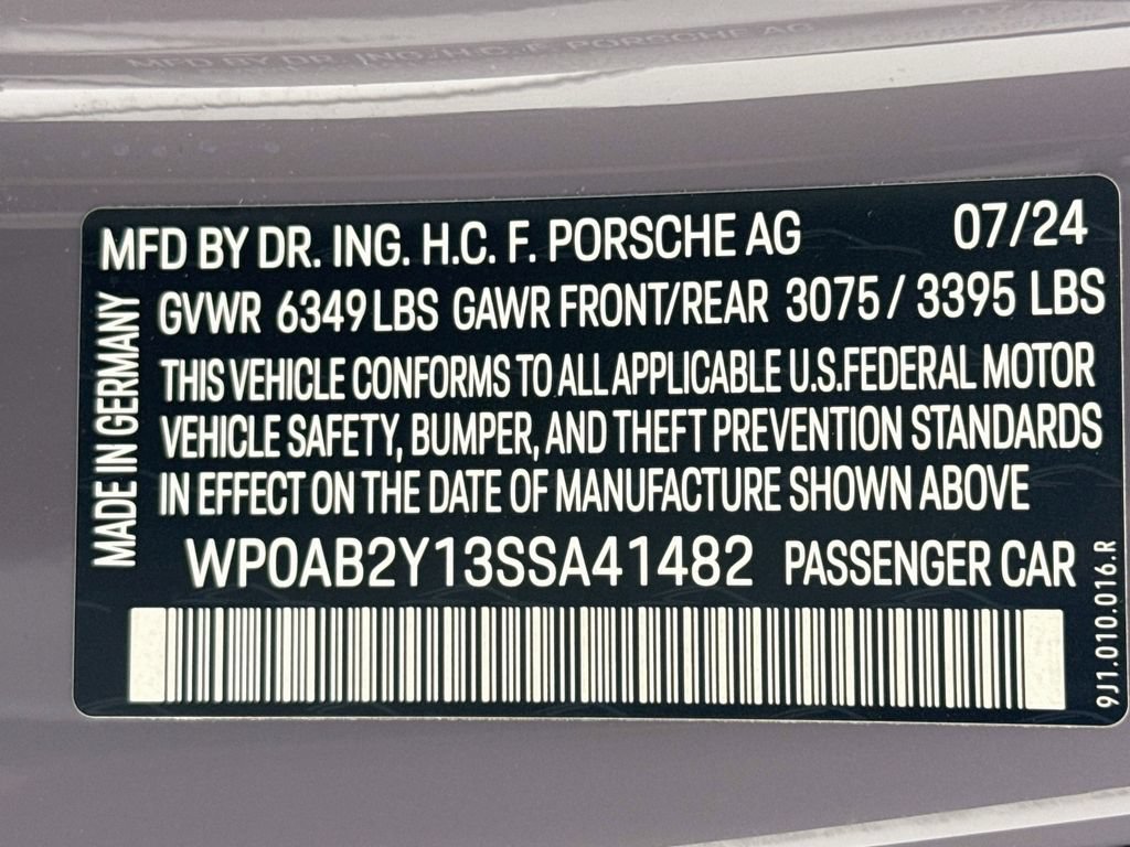 Certified 2025 Porsche Taycan 4S AWD/4WD image 33