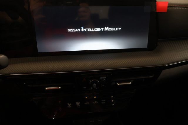 New 2026 Nissan Kicks SR AWD/4WD image 18