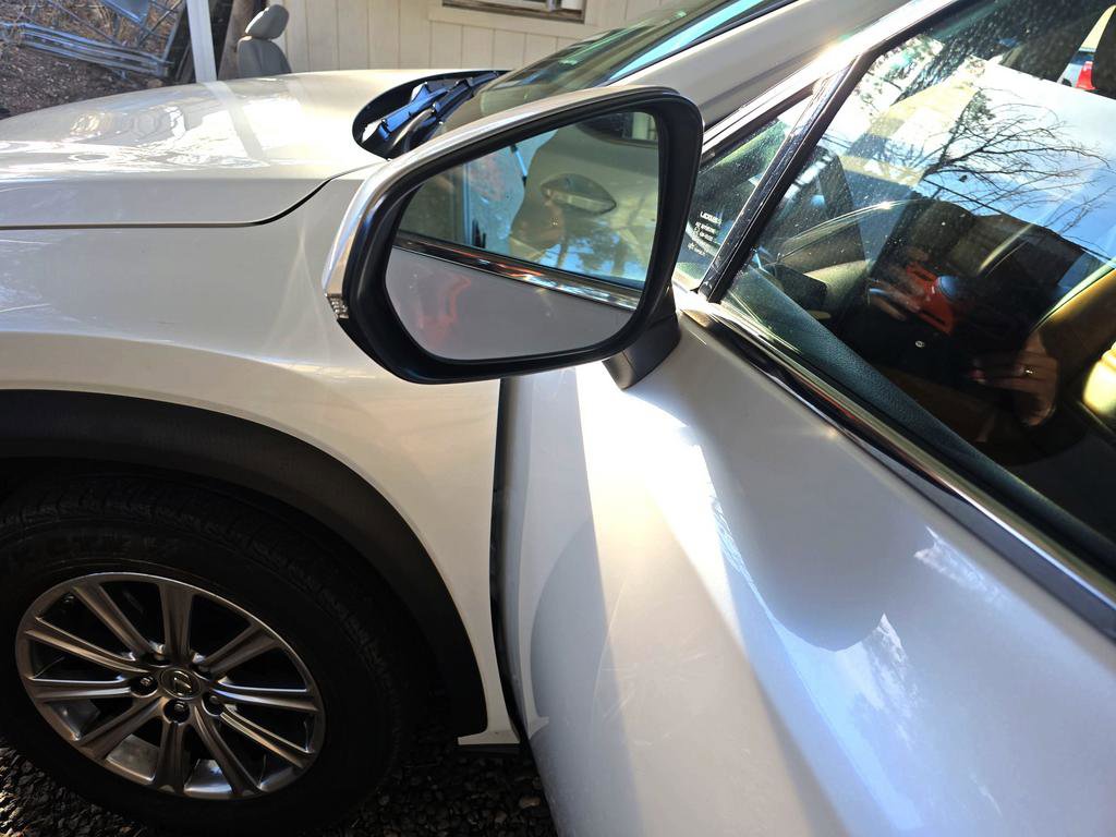 Used 2015 Lexus NX 200t FWD image 39