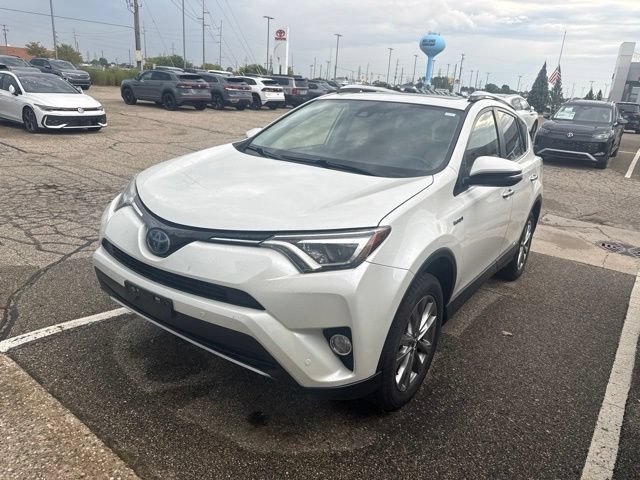 Used 2016 Toyota RAV4 Limited AWD/4WD image 9