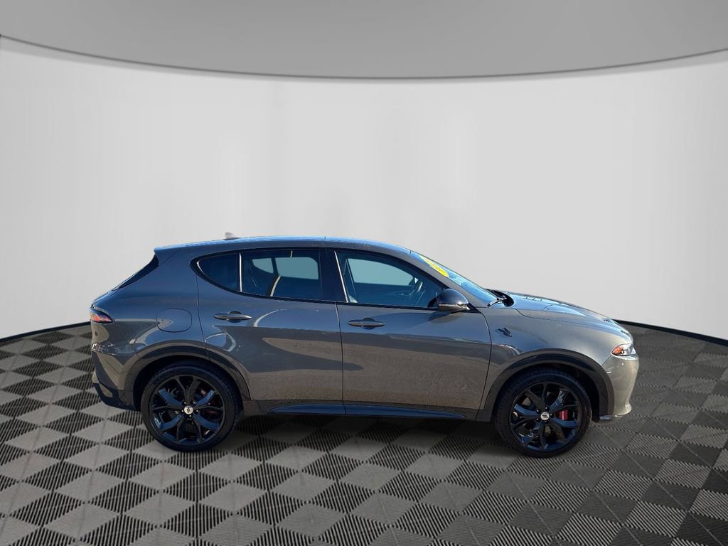 Used 2024 Dodge Hornet R/T image 8