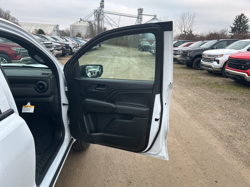 Used 2025 Chevrolet Colorado W/T image 19