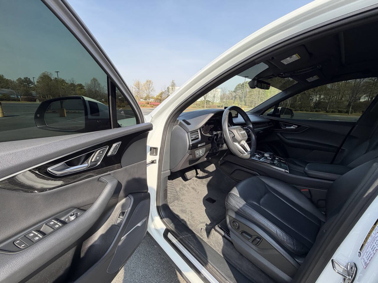 Used 2019 Audi Q7 3.0T Premium Plus w/ Premium Plus Package image 12