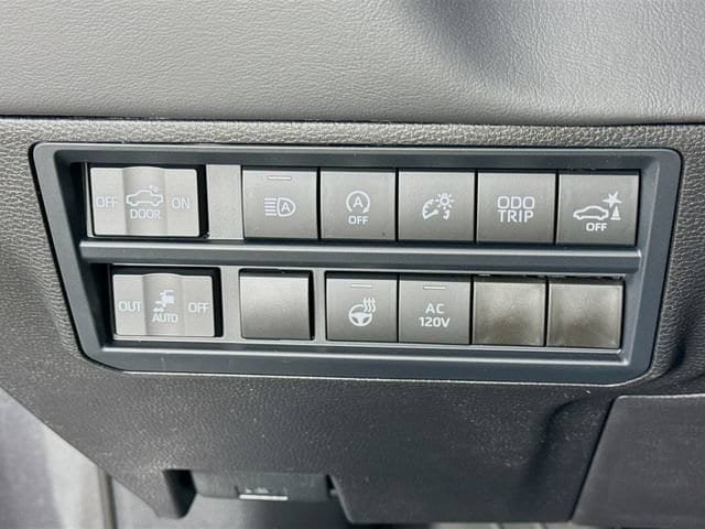 New 2026 Toyota Tundra Platinum AWD/4WD image 10