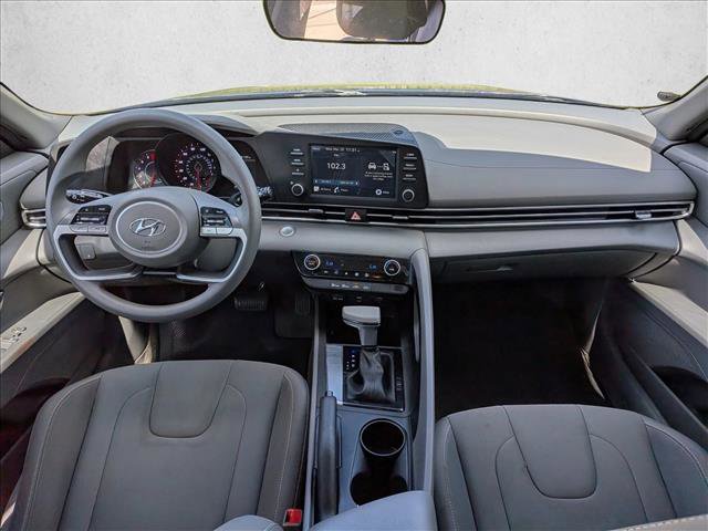 Used 2023 Hyundai Elantra SEL FWD image 16