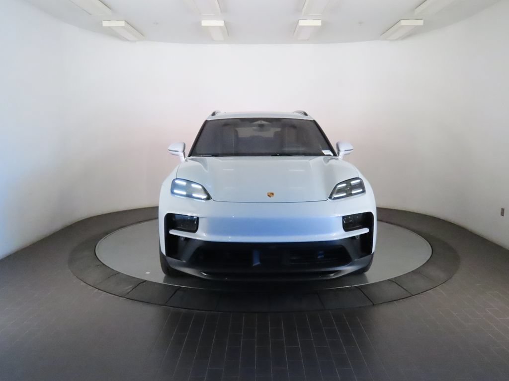 New 2026 Porsche Macan GTS Electric AWD/4WD image 10