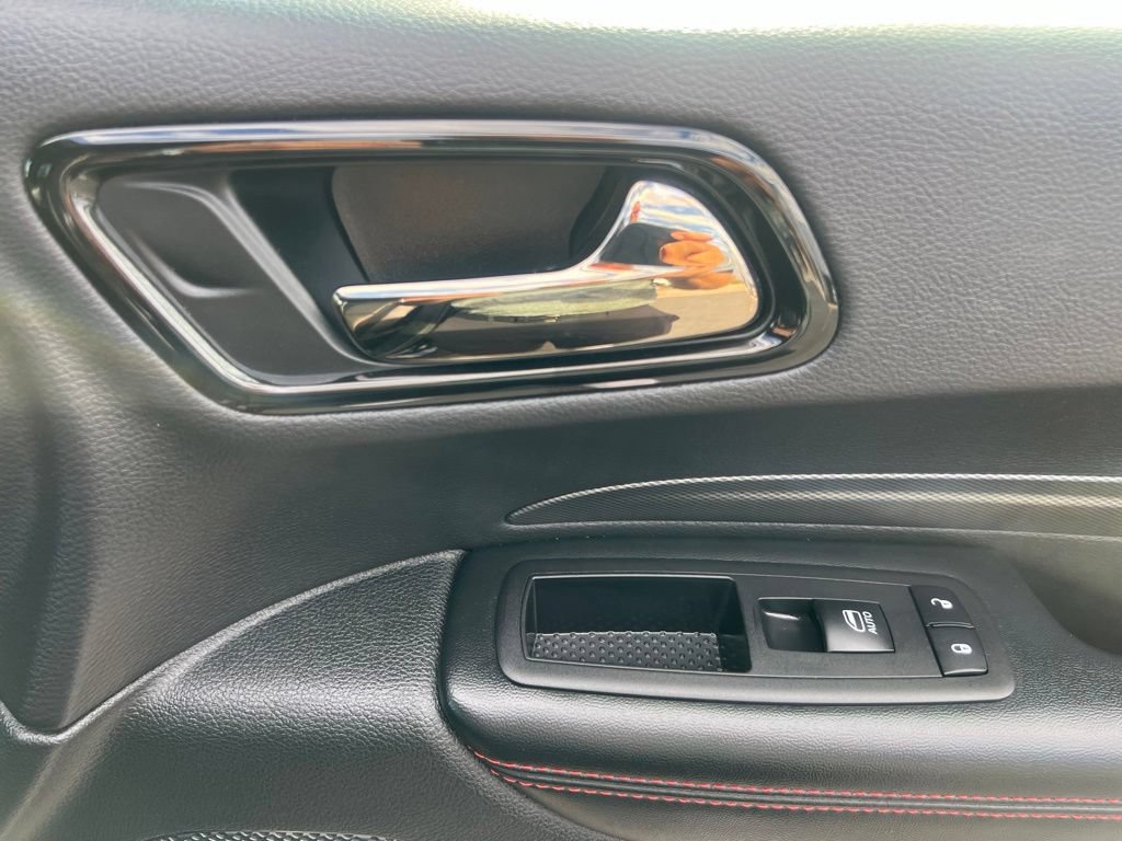 Used 2025 Dodge Durango GT AWD/4WD image 38
