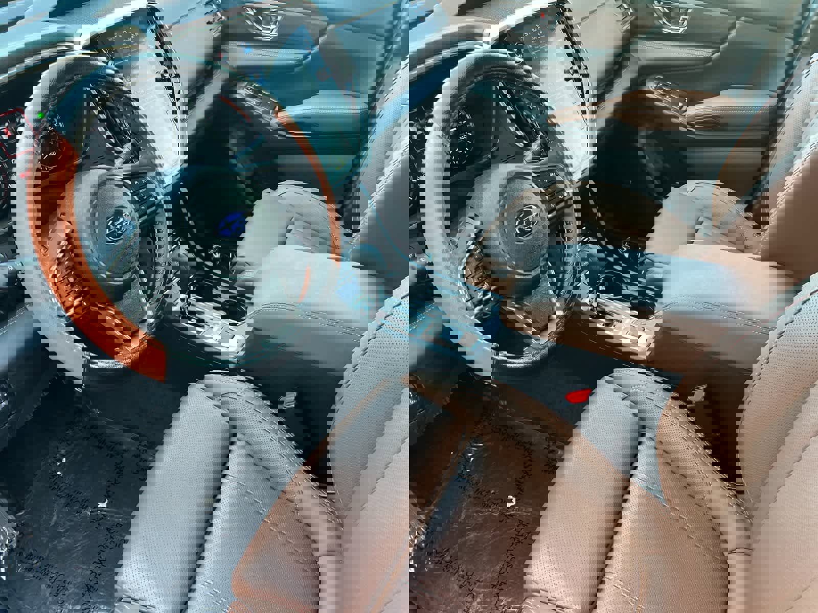 Used 2024 Subaru Ascent Touring image 12