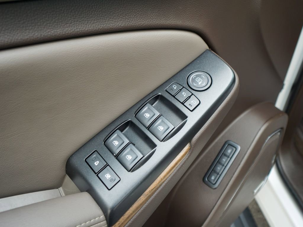 Used 2019 GMC Yukon Denali w/ Denali Ultimate Package image 18