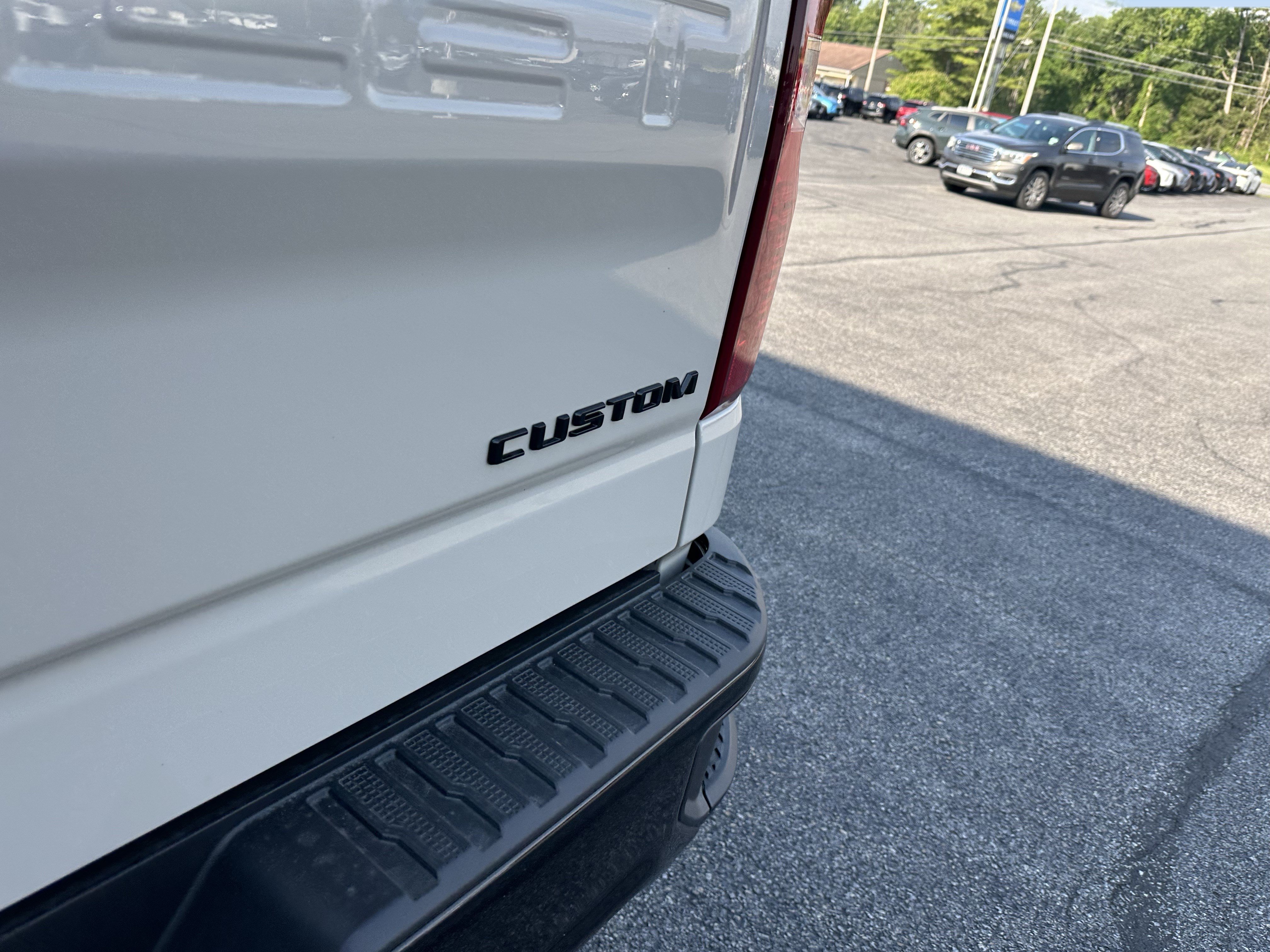 New 2026 Chevrolet Silverado 1500 Custom Trail Boss w/ Dark Appearance Package AWD/4WD image 5