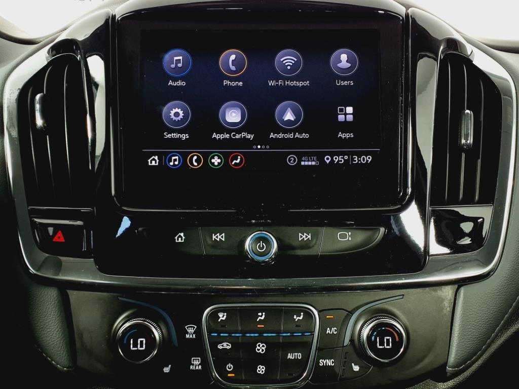 Used 2020 Chevrolet Traverse LT image 12