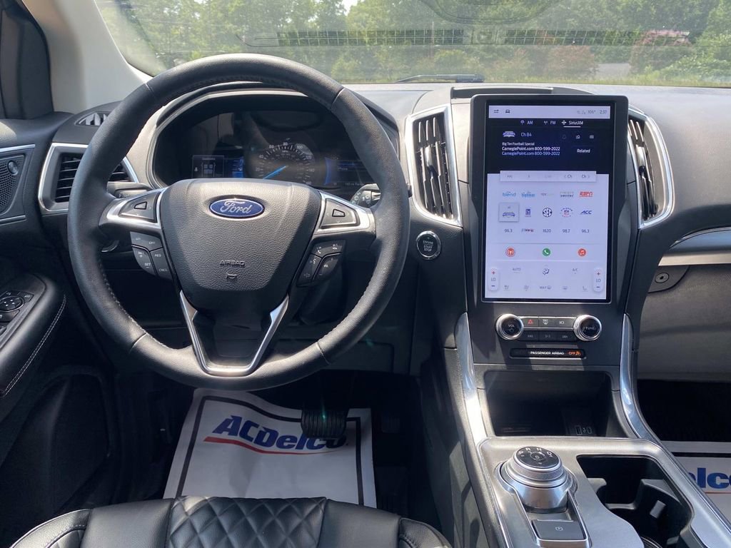 Used 2024 Ford Edge Titanium image 14