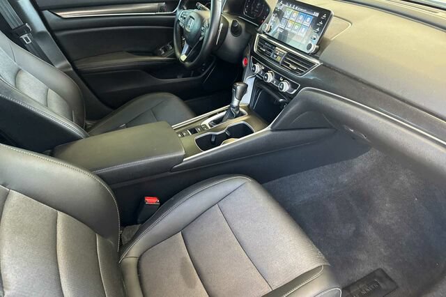 Used 2021 Honda Accord Sport image 15
