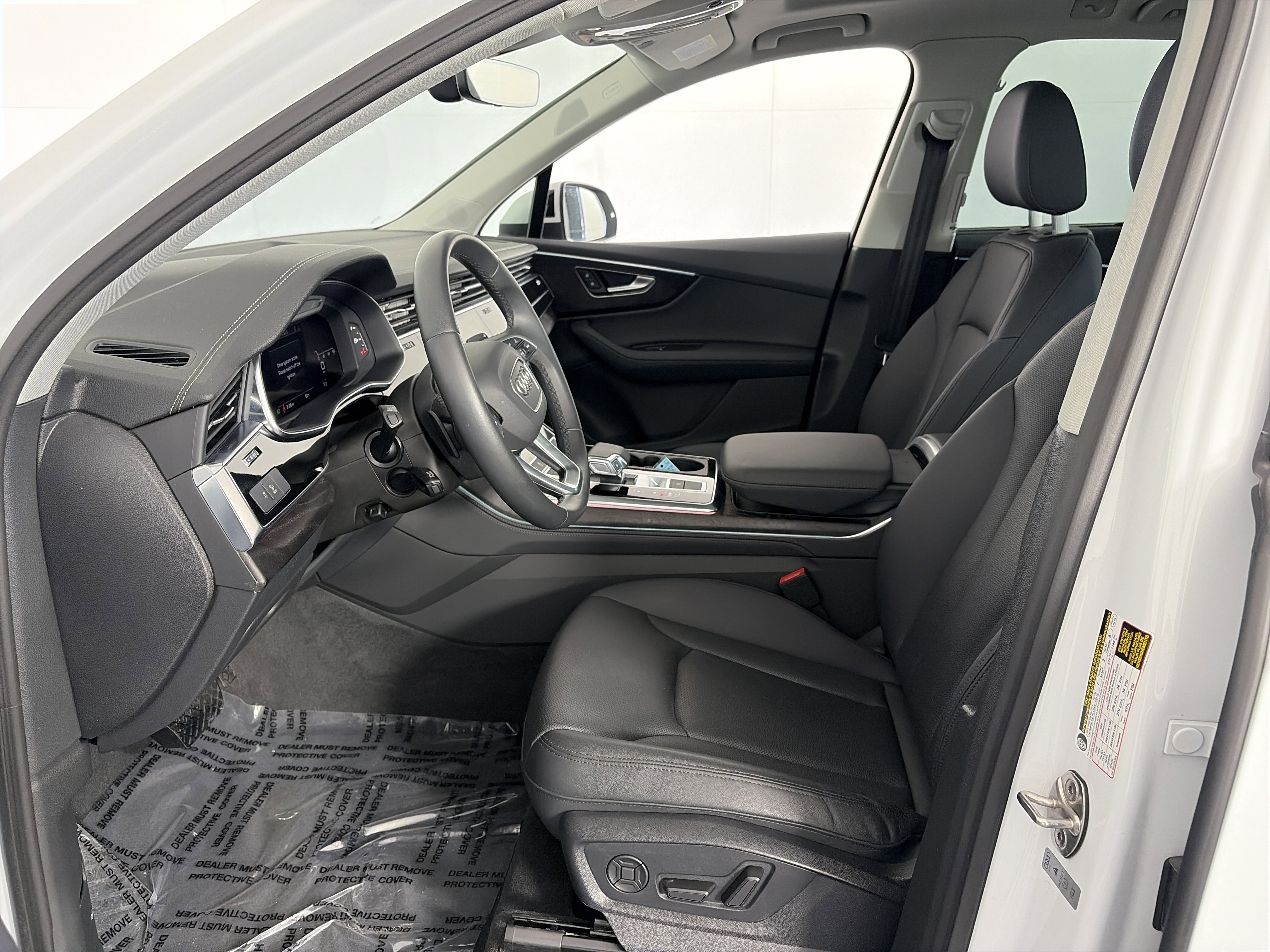 Certified 2023 Audi Q7 2.0T Premium Plus AWD/4WD image 6