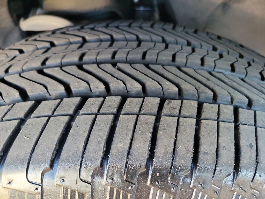 Used 2023 GMC Yukon Denali image 25