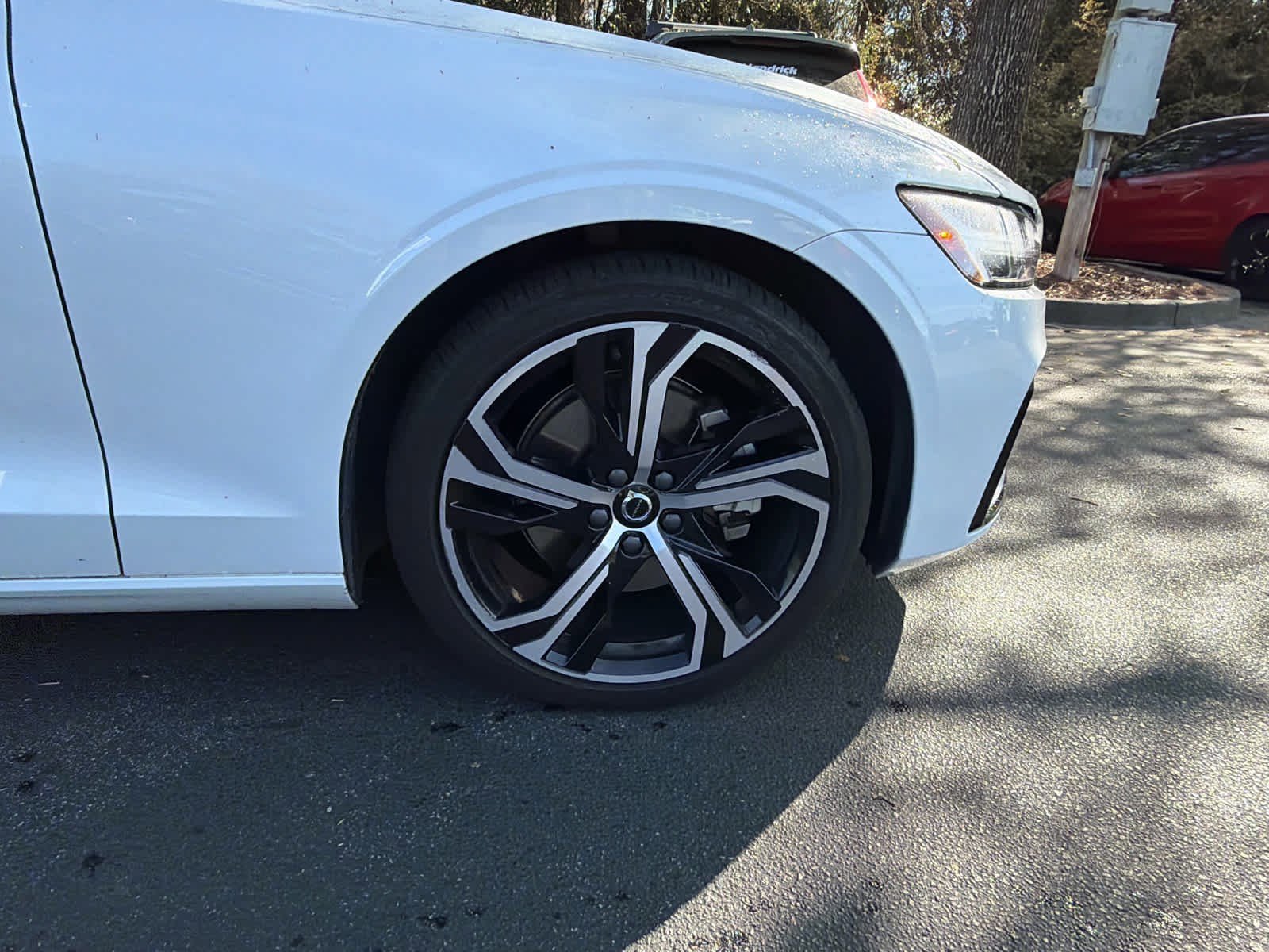 Certified 2024 Volvo S60 B5 Core image 18