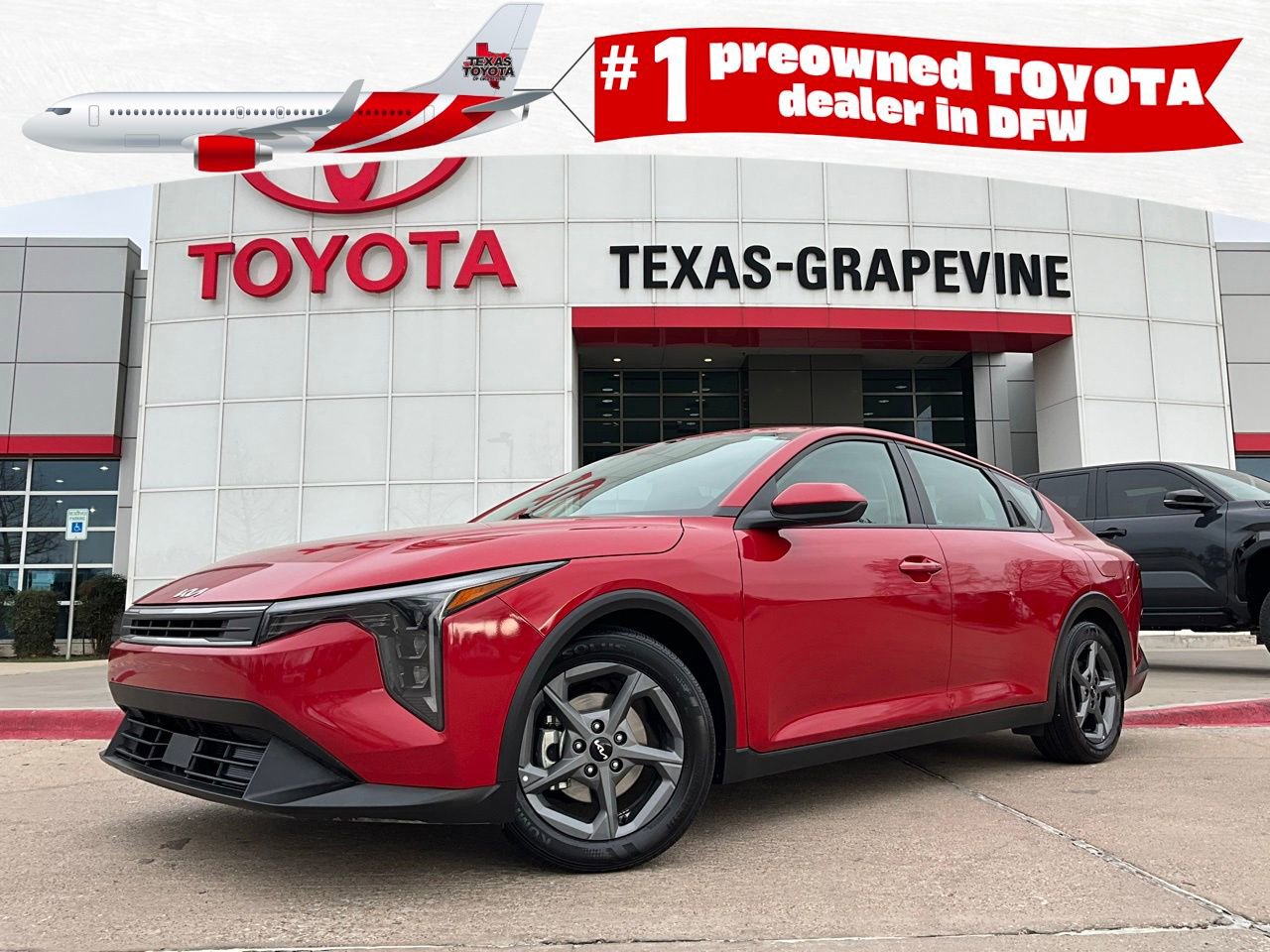 Used 2025 Kia K4 LXS image 1