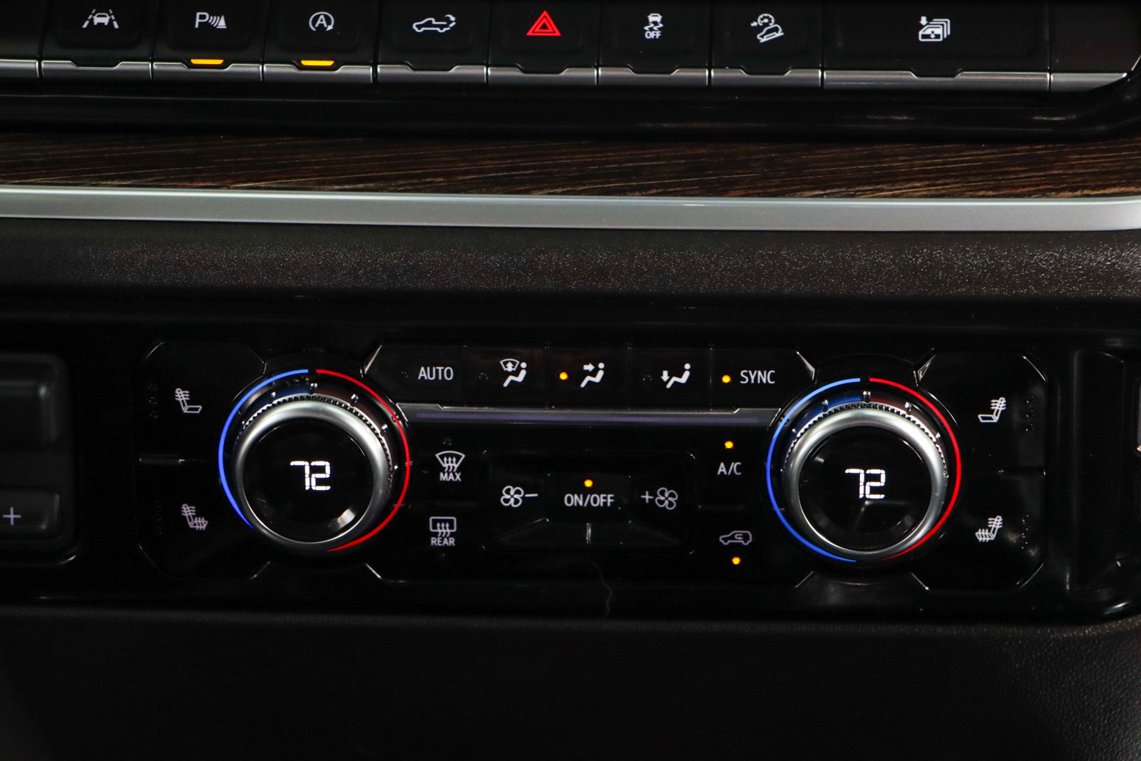 Used 2025 GMC Sierra 1500 Elevation w/ Elevation Premium Package image 21