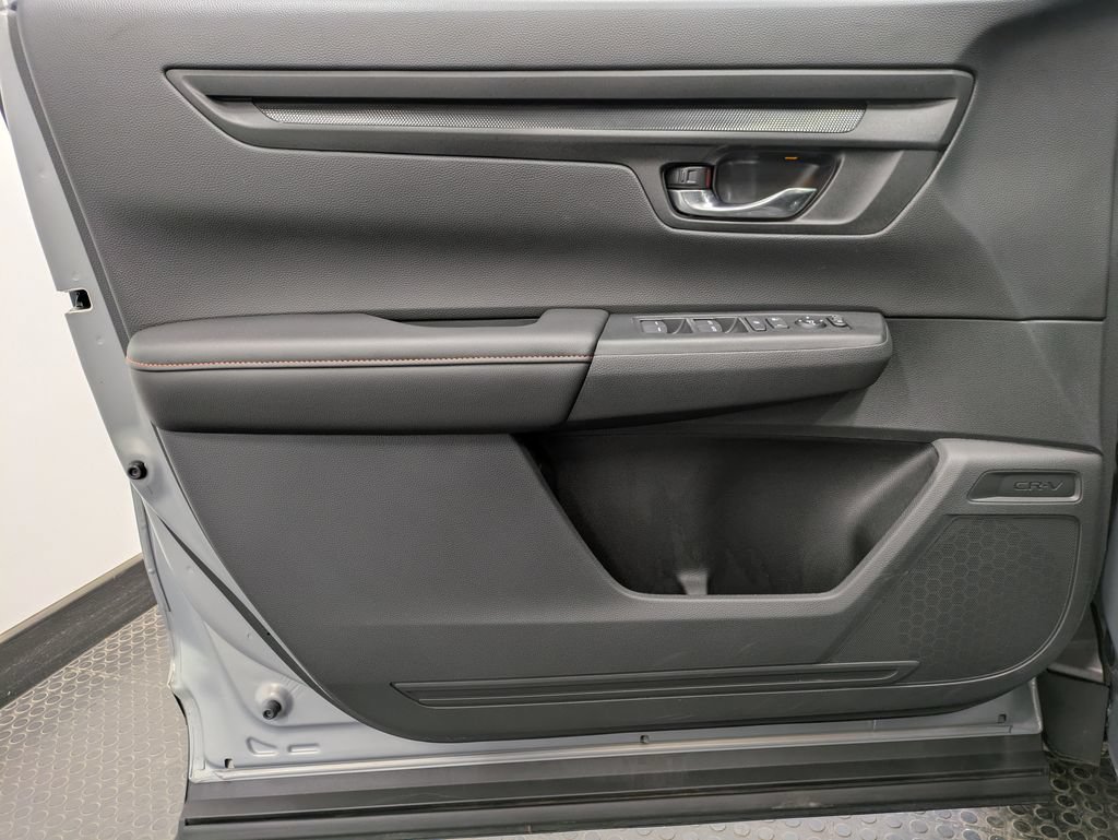 Certified 2026 Honda CR-V TrailSport image 8