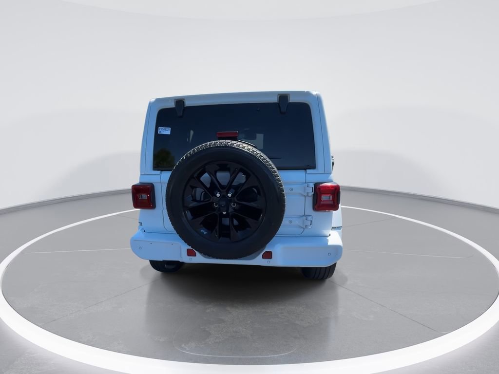 Used 2023 Jeep Wrangler Unlimited Sahara AWD/4WD image 7