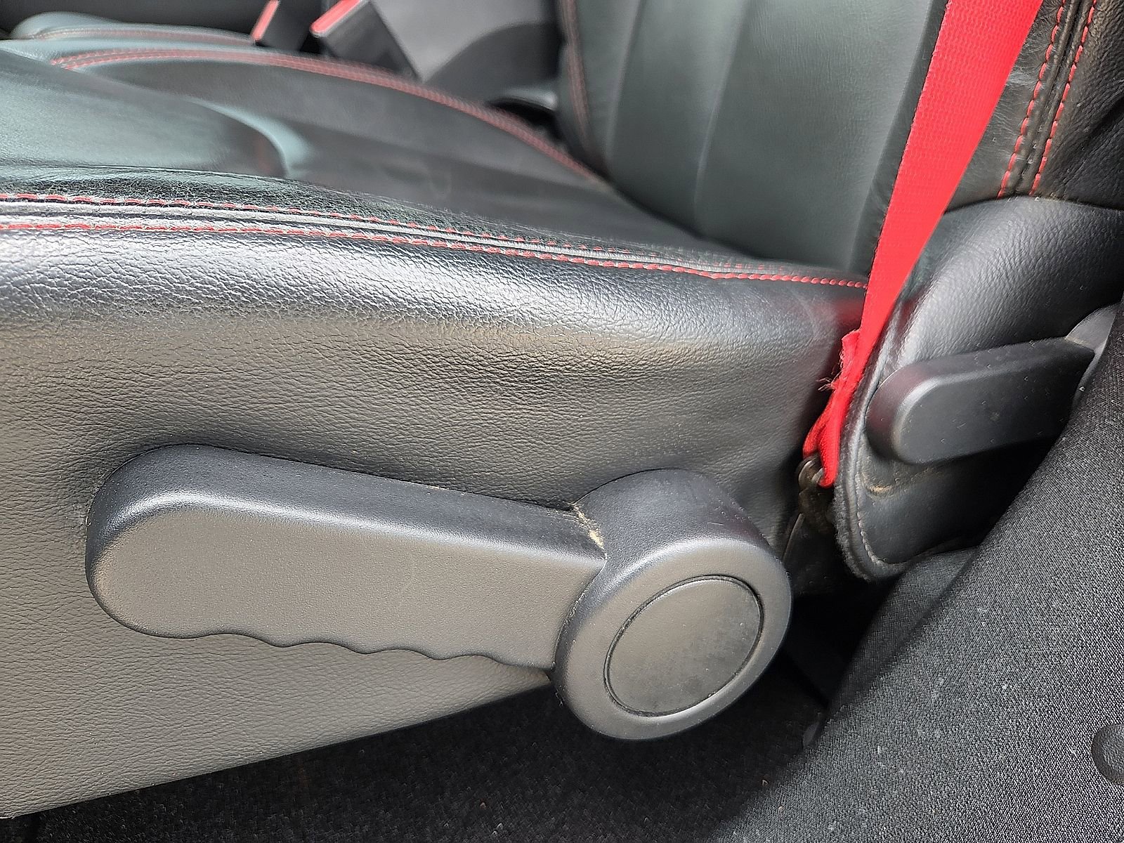 Used 2018 Jeep Wrangler Unlimited Rubicon AWD/4WD image 14