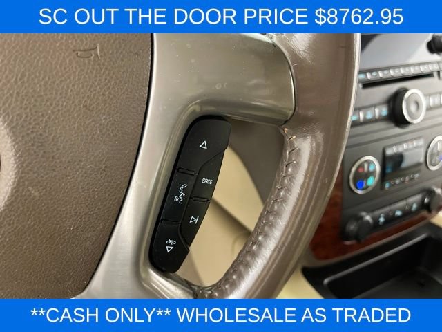 Used 2013 Chevrolet Suburban LT w/ Luxury Package RWD image 18
