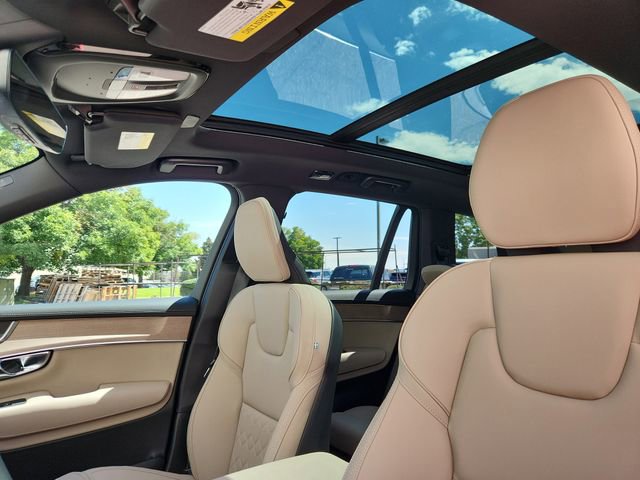 Certified 2026 Volvo XC90 B6 Core w/ Protection Package AWD/4WD image 24