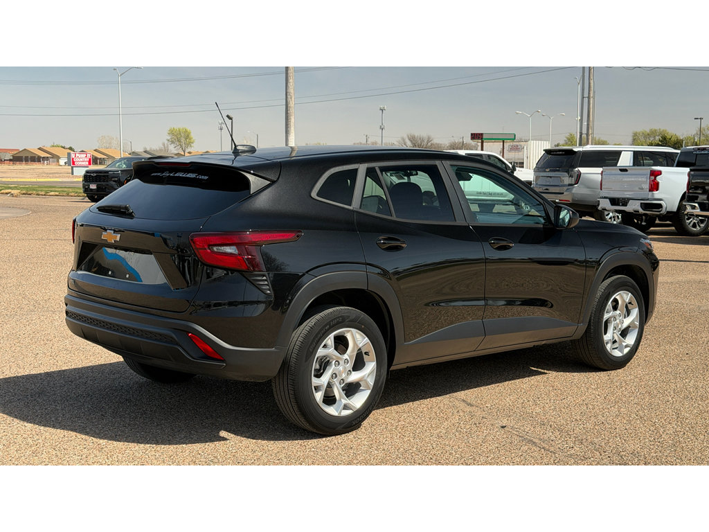 Certified 2024 Chevrolet Trax LS w/ LS Convenience Package FWD image 7