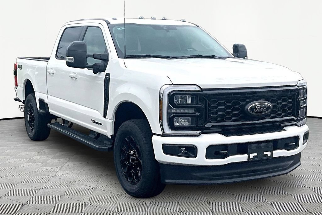 New 2026 Ford F250 Lariat w/ Black Appearance Package AWD/4WD image 1