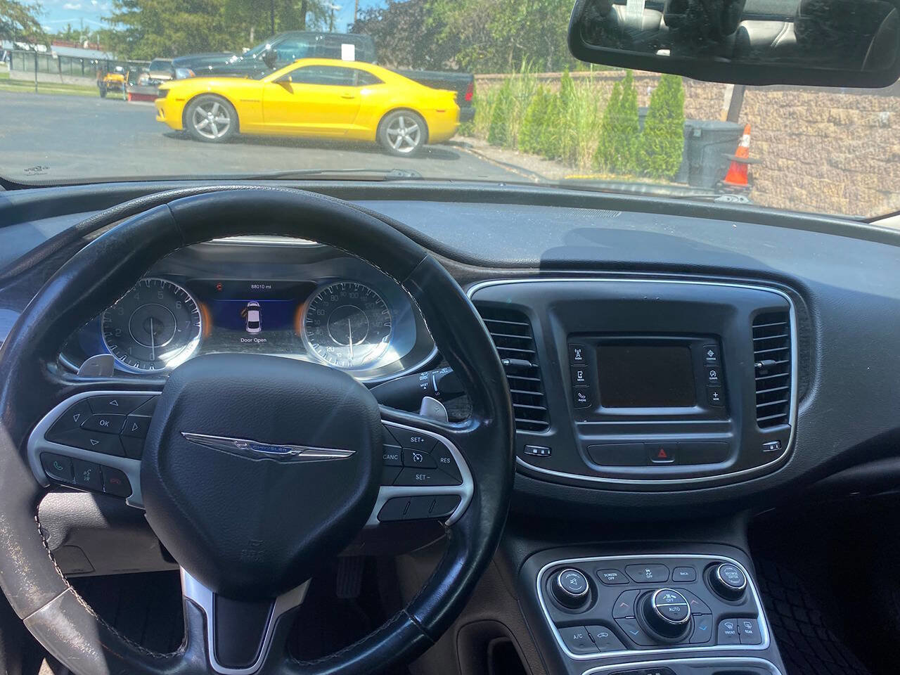 Used 2015 Chrysler 200 C image 4