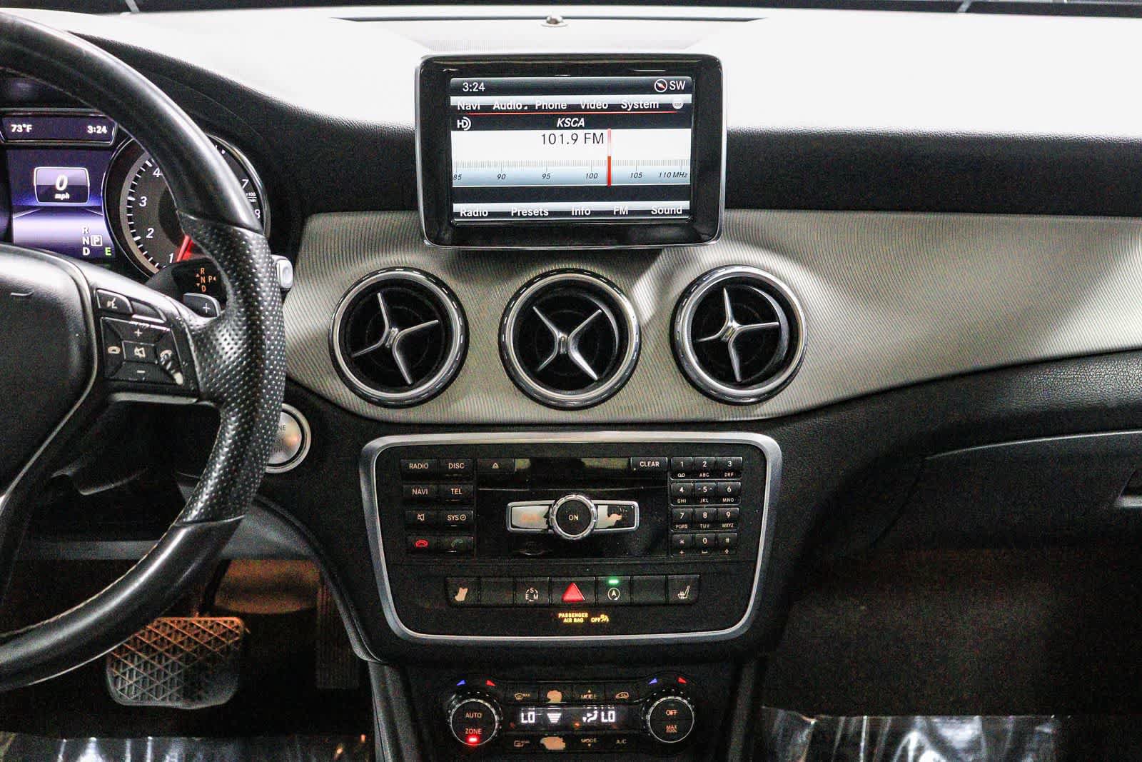 Used 2015 Mercedes-Benz GLA 250 image 14