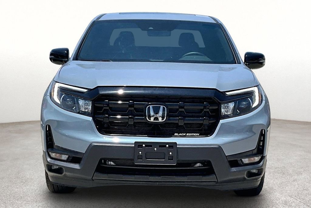 Used 2025 Honda Ridgeline Black Edition image 3