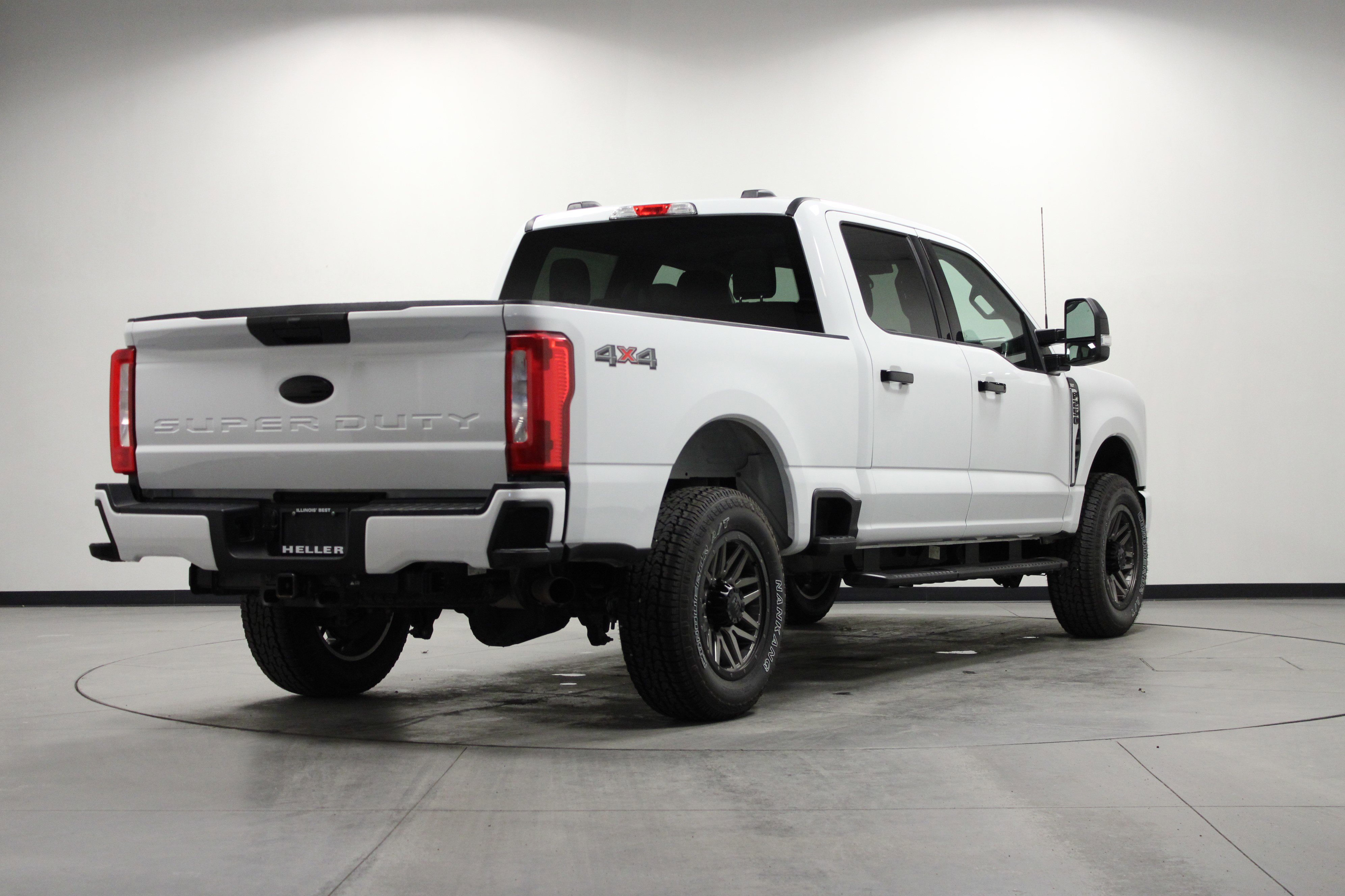 Used 2024 Ford F250 XLT image 4