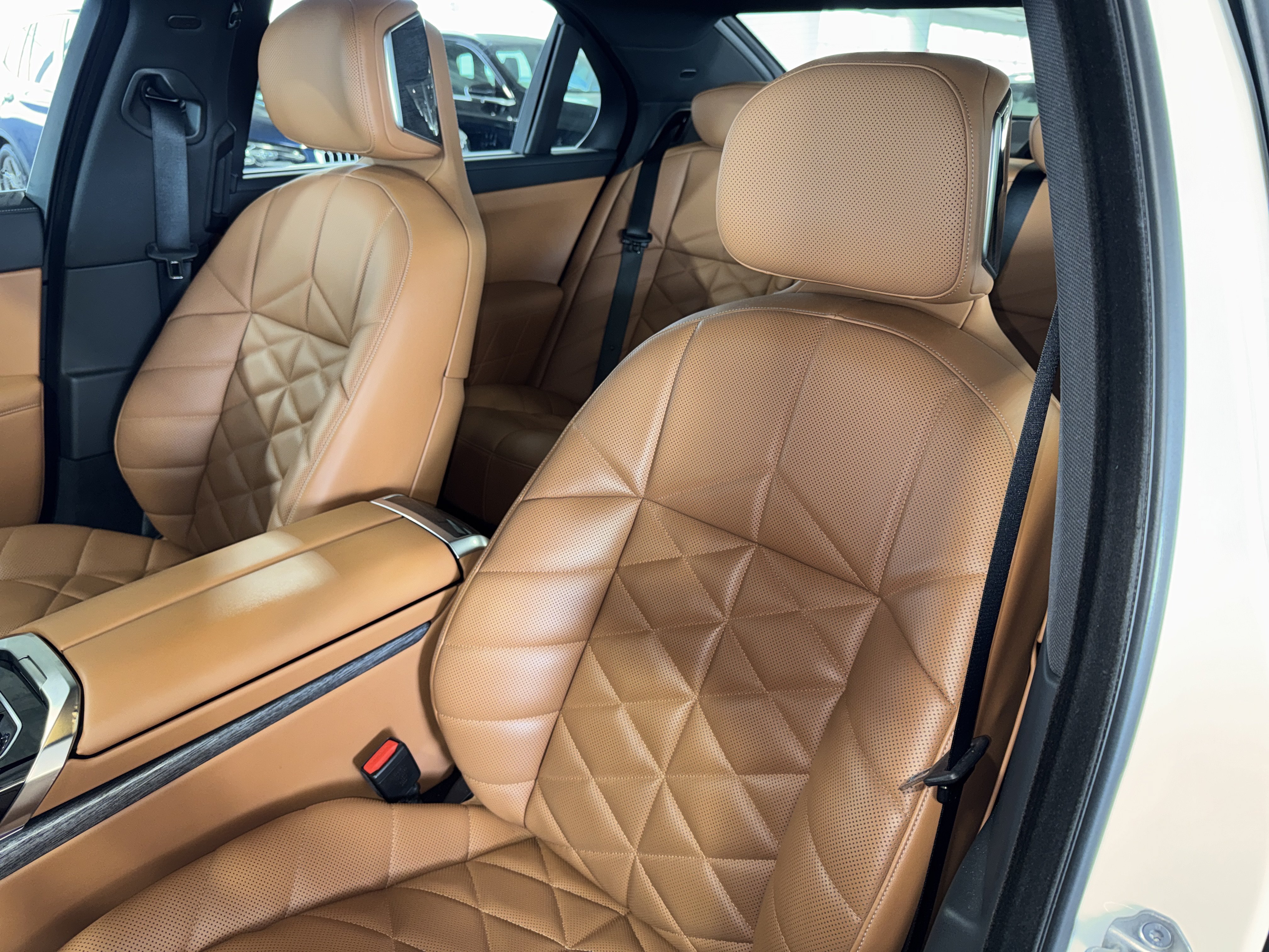 Used 2023 BMW 740i RWD image 34