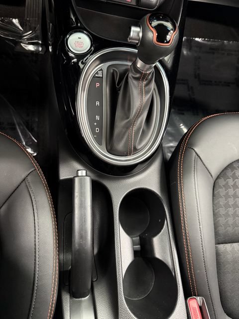 Used 2018 Kia Soul ! w/ Tech Package FWD image 26