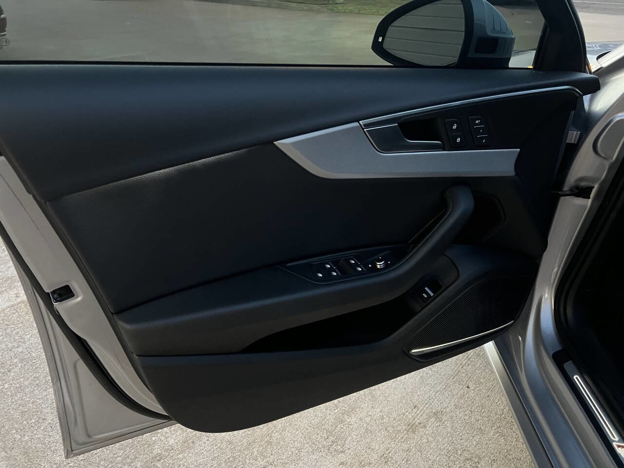 Used 2018 Audi A4 2.0T Premium Plus image 18