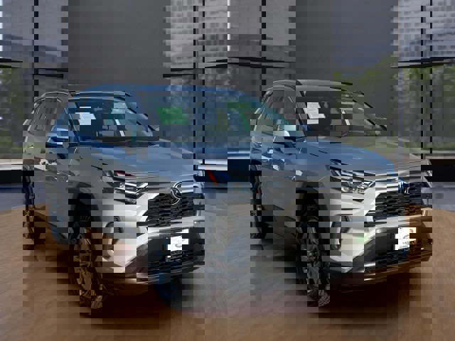 Used 2024 Toyota RAV4 XLE image 9