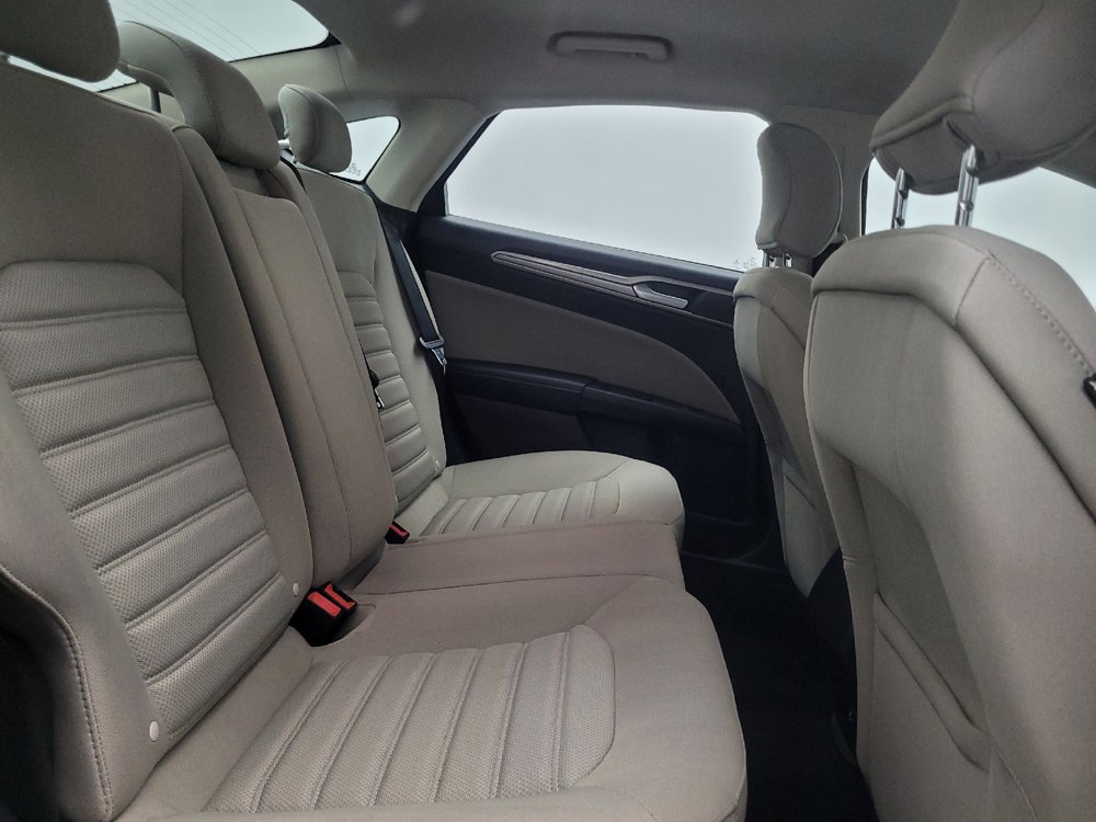 Used 2018 Ford Fusion S image 19
