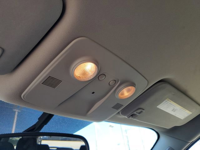 Used 2016 Chevrolet Traverse LT image 28