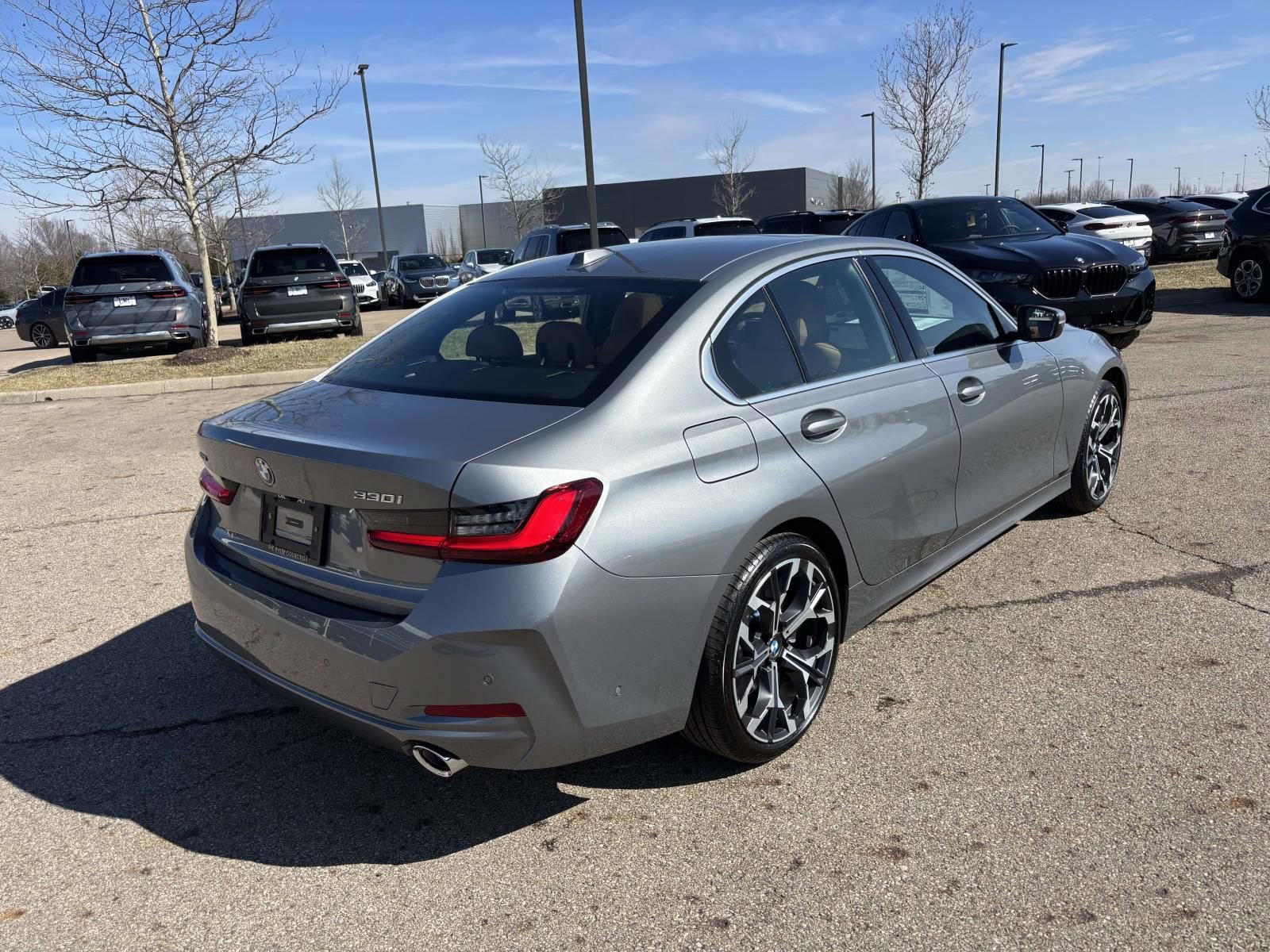 New 2026 BMW 330i xDrive Sedan w/ Premium Package image 7