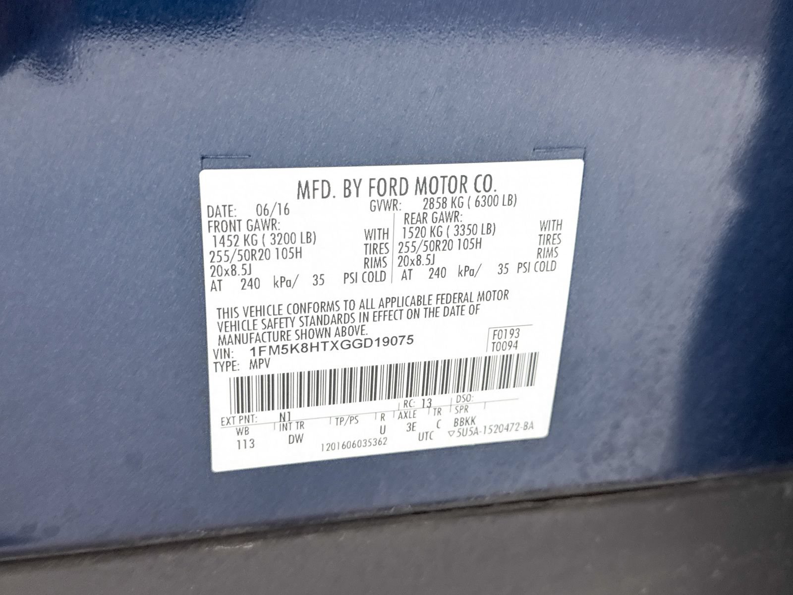 Used 2016 Ford Explorer Platinum AWD/4WD image 33