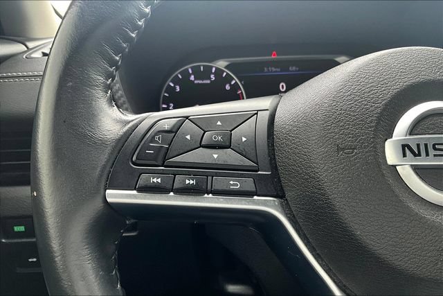 Used 2023 Nissan Sentra SV FWD image 10