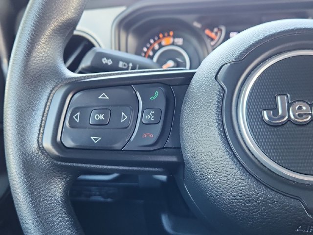 Used 2025 Jeep Wrangler Sport AWD/4WD image 36